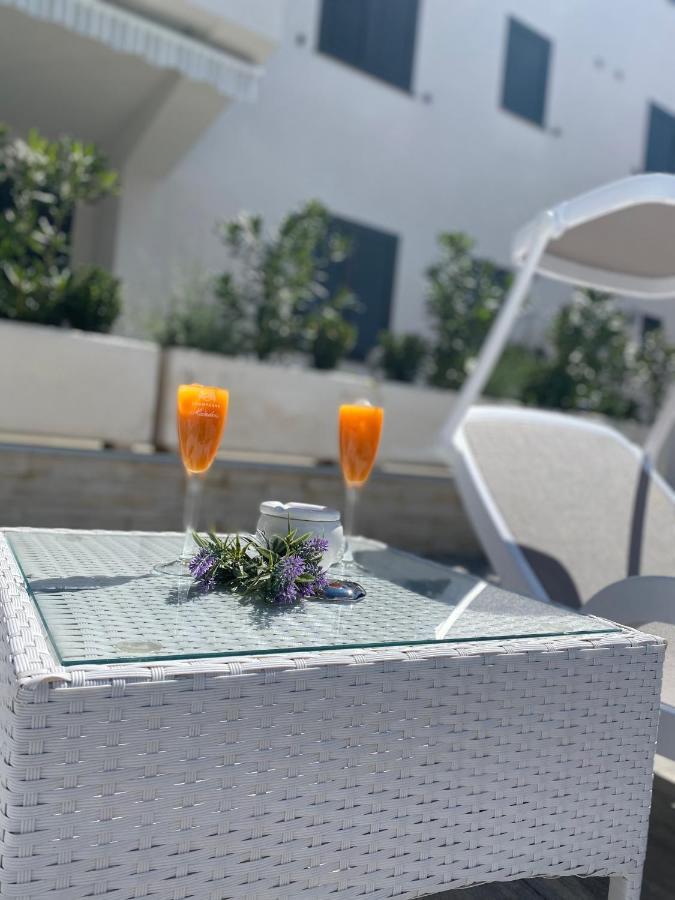 Breitling Apartments With Pool Biograd Na Moru Dış mekan fotoğraf