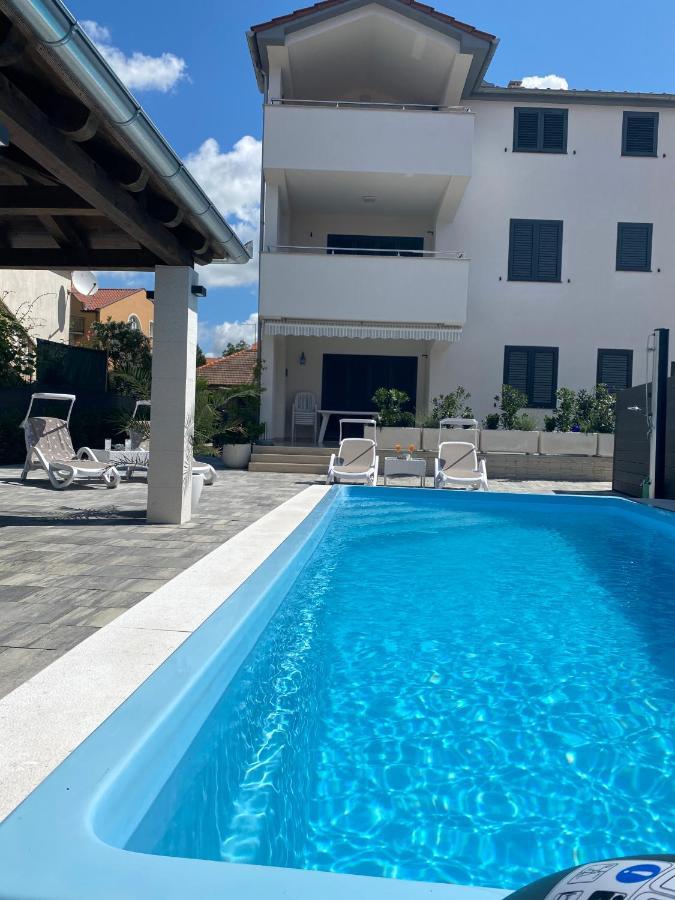 Breitling Apartments With Pool Biograd Na Moru Dış mekan fotoğraf