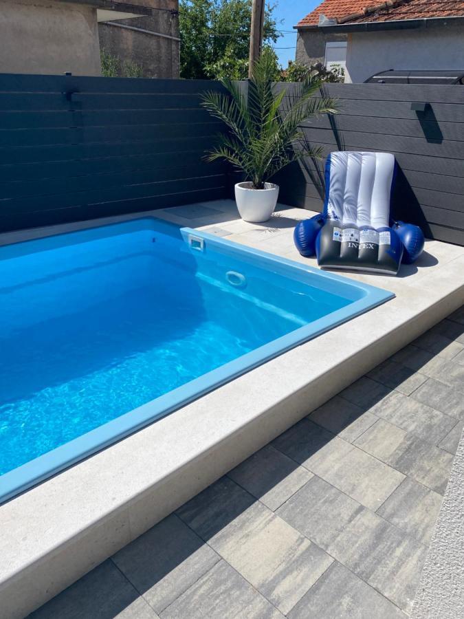 Breitling Apartments With Pool Biograd Na Moru Dış mekan fotoğraf