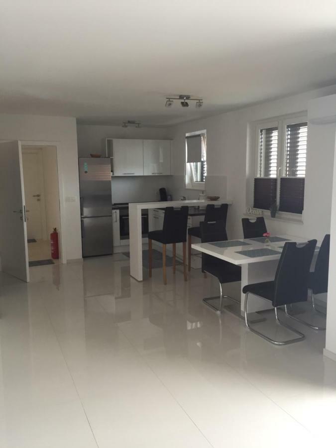Breitling Apartments With Pool Biograd Na Moru Dış mekan fotoğraf